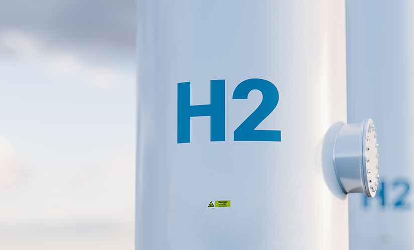 white gas tank with a blue H2 logo